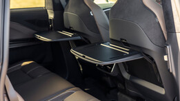 Lucid startet den Gravity als Elektro-Touring-SUV: Ein hochbeiniger, vollelektrischer Sportstourer mit 800-Volt-Technik und viel Luxus (Bild: Lucid).
