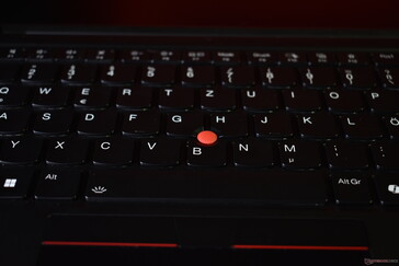 Lenovo ThinkPad T14s Gen 6:  TrackPoint