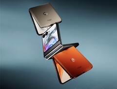 Das Motorola Razr 50 erhält ein weitaus größeres Zweitdisplay als noch das Razr 40. (Bild: Motorola)