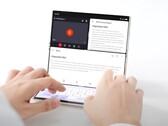 Nicht nur Huawei, Samsung und Xiaomi, auch Tecno arbeitet an einem Tri-Foldable, das in einem Konzeptvideo nun als Tecno Phantom Ultimate 2 präsentiert wurde. (Bildquelle: Tecno)