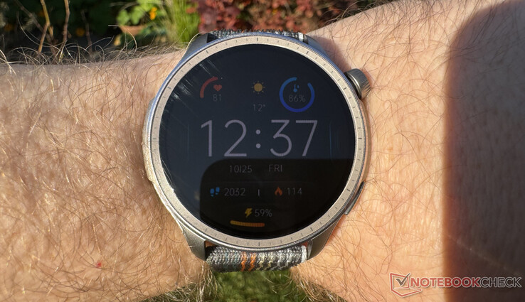 Display der Amazfit Balance ist auch in der Sonne gut ablesbar