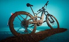 Mit dem Turbo Tero X 5.0 ist ein vollgefedertes E-MTB einer großen Marke zum Deal-Preis bestellbar (Bild: Specialized)