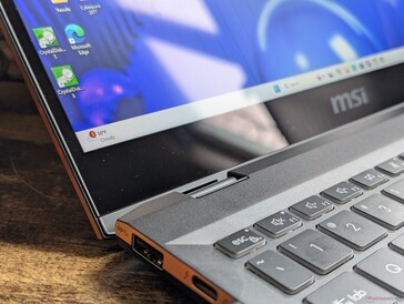 Glas von Rand zu Rand ohne OLED-Optionen