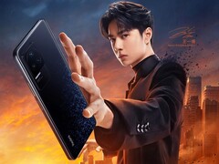 Das Redmi K50 Pro beziehungsweise Pro+ wird zur harten Xiaomi 12 Konkurrenz und beherrscht etwa auch 120 Watt Schnellladen.