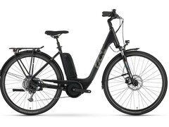 Bei Fahrrad-XXL gibt es aktuell ein alltagstaugliches E-Bike besonders günstig (Bildquelle: Husqvarna)