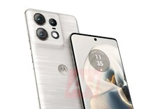 Das Moto Edge 50 Pro in Silber setzt auf eine auffällige Textur. (Bild: Android Headlines)