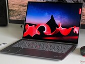 Das Lenovo ThinkPad X1 2in1 kostet normalerweise deutlich über 2.000 Euro (Bildquelle: Andreas Osthoff)