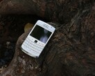Zinwa bietet ein neues, BlackBerry-artiges Smartphone an (Symbolfoto, Bildquelle: Thai Nguyen auf Unsplash)