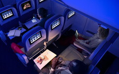 Flugreisen: Mehrheit der Fluggäste will Mobiltelefon an Bord nutzen