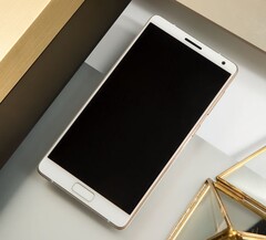 Das Lenovo ZUK Edge kann mit einer hohen Display-to-Body-Ratio von 86,4 Prozent aufwarten.