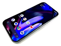 Im Hersteller-Deal ist das Google Pixel 9 Pro jetzt zum guten Preis und mit kostenloser Zugabe erhältlich (Bildquelle: Manuel Masiero)