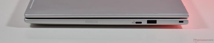 rechts: USB-C 3.2 Gen 2, USB A 3.2 Gen 1, Kensington Lock Slot