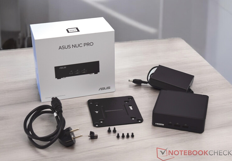 Lieferumfang des Asus NUC 14 Pro