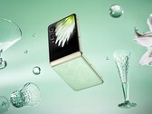 Das Tecno Phantom V Flip2 wird als günstigere Alternative zum Samsung Galaxy Z Flip6 positioniert. (Bildquelle: Tecno)