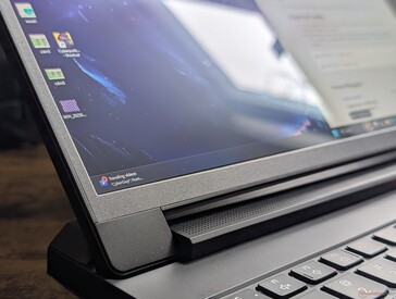 Keine Touchscreen- oder Edge-to-Edge-Glasoptionen für das glänzende Overlay