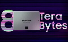 Amazon hat die 8TB-Version der 2,5 Zoll großen 870 QVO SATA-SSD für 305 Euro im Angebot (Bild: Samsung)