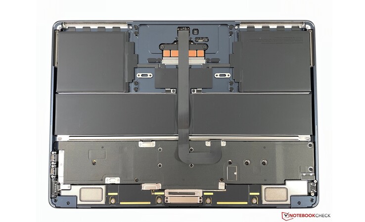 Speicher-Upgrades nach dem Kauf sind Apple-typisch nicht möglich. (Bildquelle: Notebookcheck)