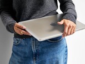 Incase bietet jetzt eine besonders dünne MacBook-Schutzhülle an. (Bildquelle: Incase)