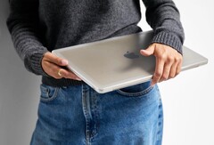 Incase bietet jetzt eine besonders dünne MacBook-Schutzhülle an. (Bildquelle: Incase)