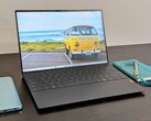 Das rabattierte Dell XPS 13 ist ein kompaktes OLED-Notebook mit einer sehr langen Akkulaufzeit (Bildquelle: Allen Ngo)