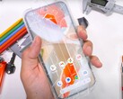 Im glücklicherweise recht ereignisarmen Durability-Test von Googles neuem Pixel 9 Pro XL versteckt sich eine recht interessante Ankündigung von dbrand. (Bildquelle: JerryRigEverything)