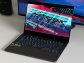 Mit AMD Ryzen 9 und RTX 4070 ist das Asus ROG Zephyrus G14 derzeit für stark reduzierte 1.848 Euro im Angebot (Bildquelle: Andreas Osthoff)