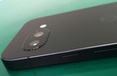 Das Google Pixel 9a soll ein neues Design mit kleinerem Kameramodul erhalten. (Bildquelle: ShrimpApplePro)