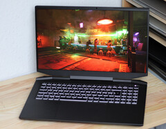 Schenker hat das XMG Apex in der 15 und 17 Zoll messenden Variante deutlich reduziert (Bild: Schenker)